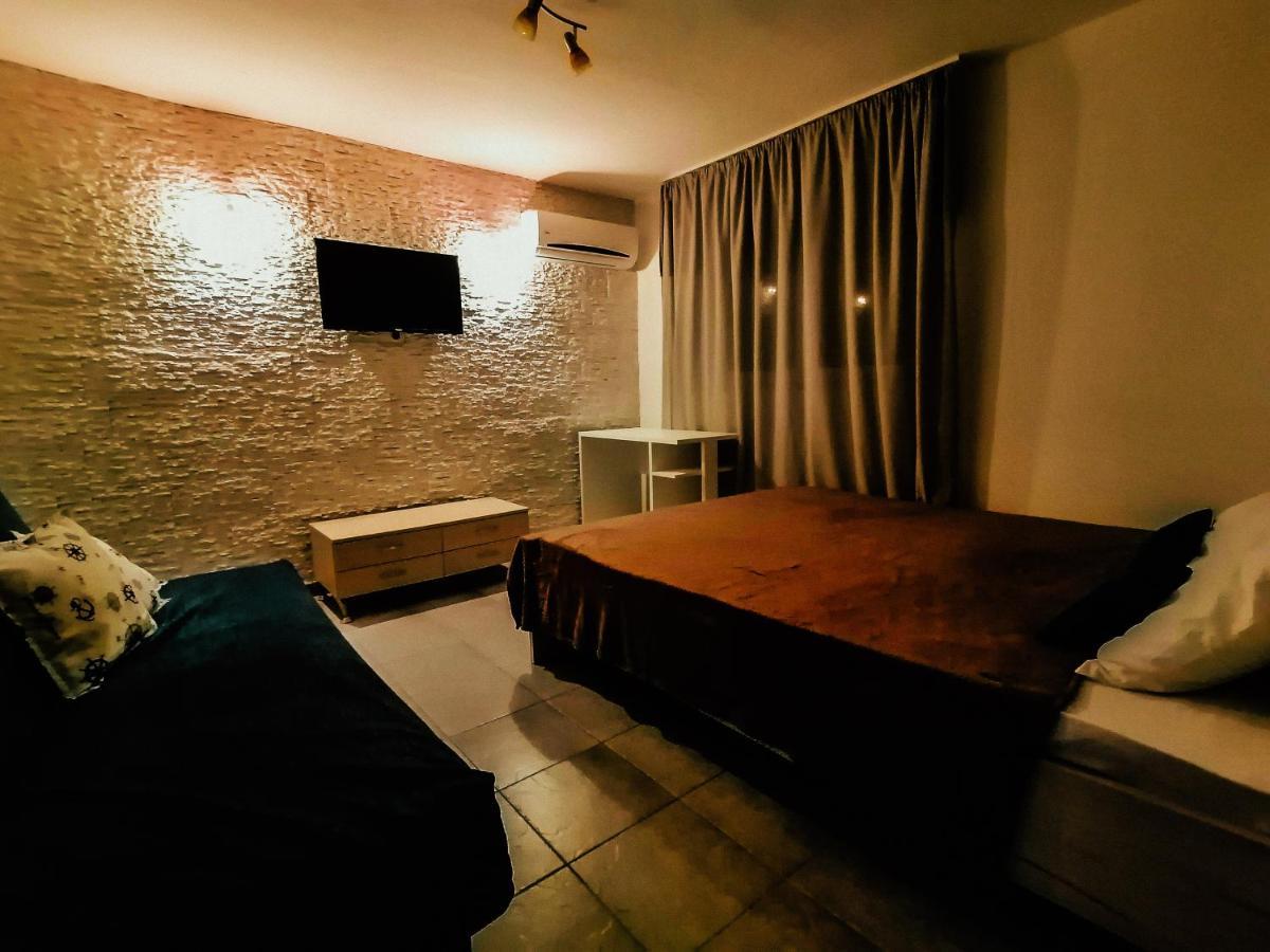 Siesta Apartman *
