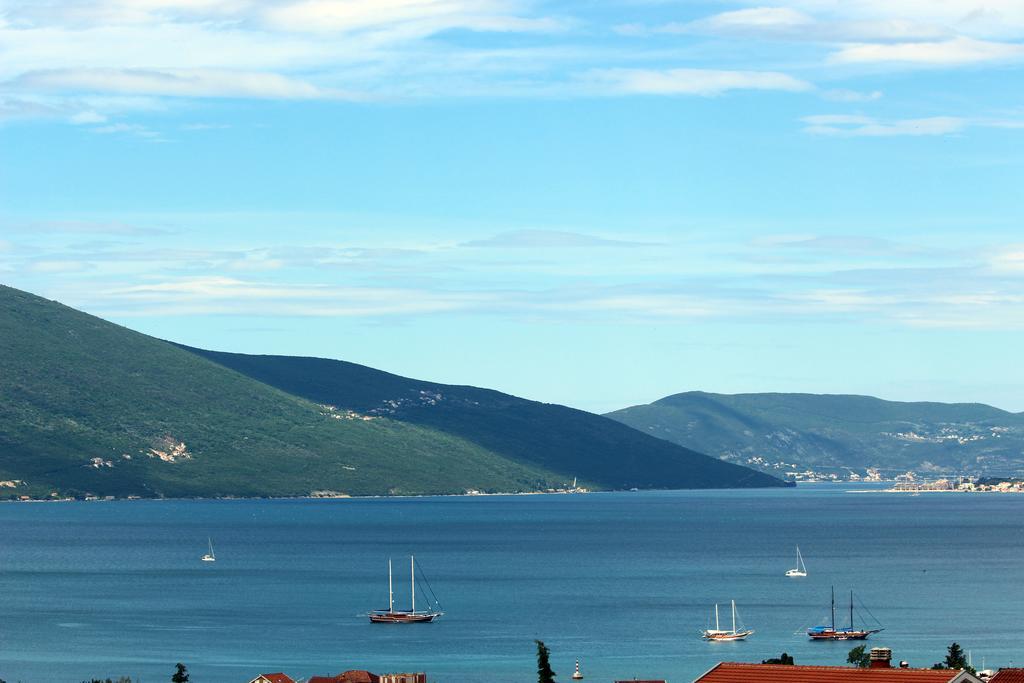 Siesta * Tivat