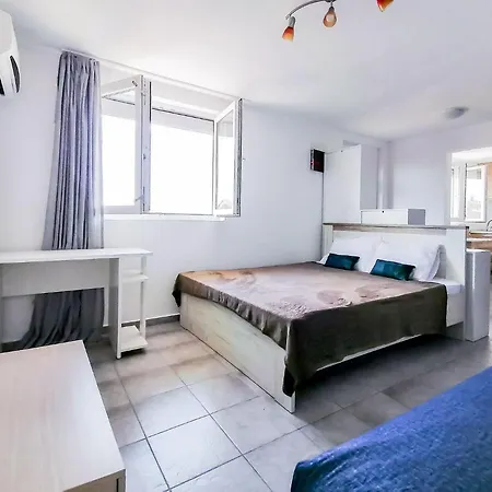 Apartments Siesta Тиват Екстер'єр фото