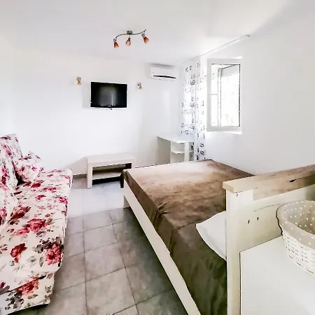 Apartments Siesta Тиват Екстер'єр фото